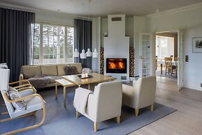 House of Northern Senses