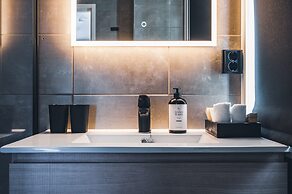 House of Northern Senses