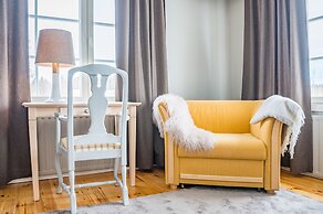 House of Northern Senses