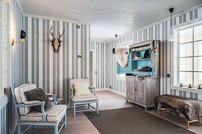 House of Northern Senses