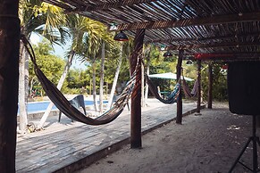 AMALIFE Beach Club & Hotel