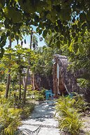 AMALIFE Beach Club & Hotel