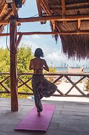 AMALIFE Beach Club & Hotel