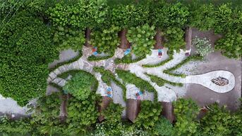 AMALIFE Beach Club & Hotel