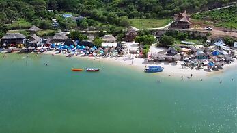 AMALIFE Beach Club & Hotel