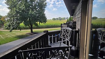 Twin Pine Manor Bed & Breakfast