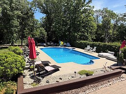 Stay549 - Adults Only Bed and Breakfast
