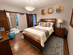 Stay549 - Adults Only Bed and Breakfast