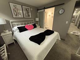 Stay549 - Adults Only Bed and Breakfast