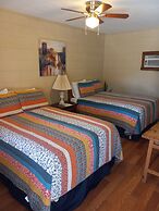 Cedar Falls Motel