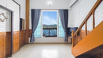 Tongyeong Hwanggeumbada Pension
