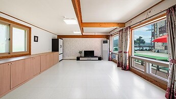 Tongyeong Hwanggeumbada Pension