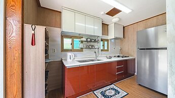 Tongyeong Hwanggeumbada Pension