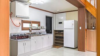 Tongyeong Hwanggeumbada Pension