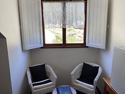 Girraween Country Inn