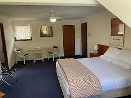 Girraween Country Inn