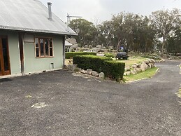 Girraween Country Inn