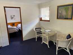 Girraween Country Inn