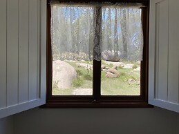 Girraween Country Inn