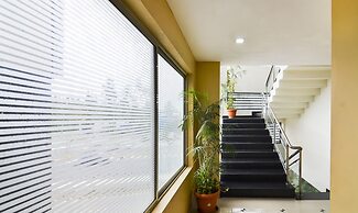 Itsy Hotels Platinum Inn