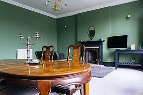 Grade A Listed 2 Bedroom In Edinburgh