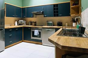 Grade A Listed 2 Bedroom In Edinburgh