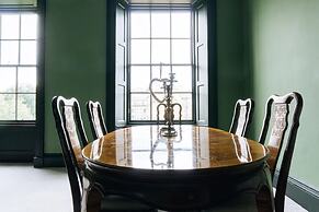 Grade A Listed 2 Bedroom In Edinburgh