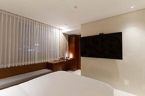 Topcloud Hotel Iksan
