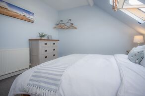 The Nest - 1 Bedroom Apartment - Tenby