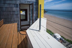 The Nest - 1 Bedroom Apartment - Tenby