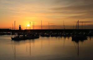 a sea View Property With a Short Walk to Beach