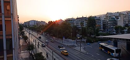 Chris's Athens Home in the Center of Everything