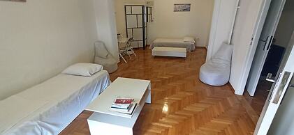 Chris's Athens Home in the Center of Everything