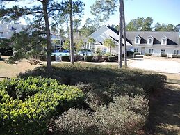 1204m 1 Bedroom Condo by Redawning