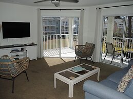 1204m 1 Bedroom Condo by Redawning