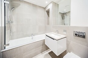 Palace Wharf Apartments