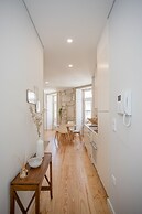 Liiiving - Aliados Stone Apartment