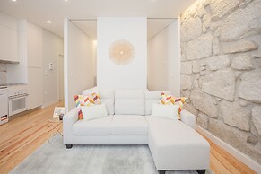 Liiiving - Aliados Stone Apartment