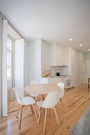 Liiiving - Aliados Stone Apartment