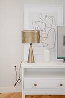 Liiiving - Aliados Stone Apartment