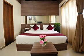 Hotel Palmyra Grand Inn