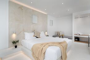 Cycladic Suites & Spa
