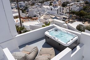 Cycladic Suites & Spa