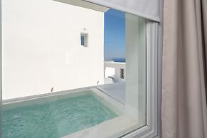 Cycladic Suites & Spa