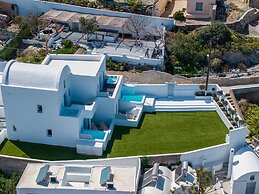 Cycladic Suites & Spa