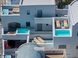 Cycladic Suites & Spa