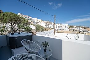 Cycladic Suites & Spa