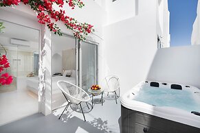 Cycladic Suites & Spa