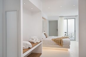 Cycladic Suites & Spa