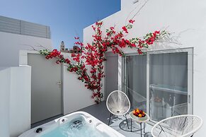 Cycladic Suites & Spa